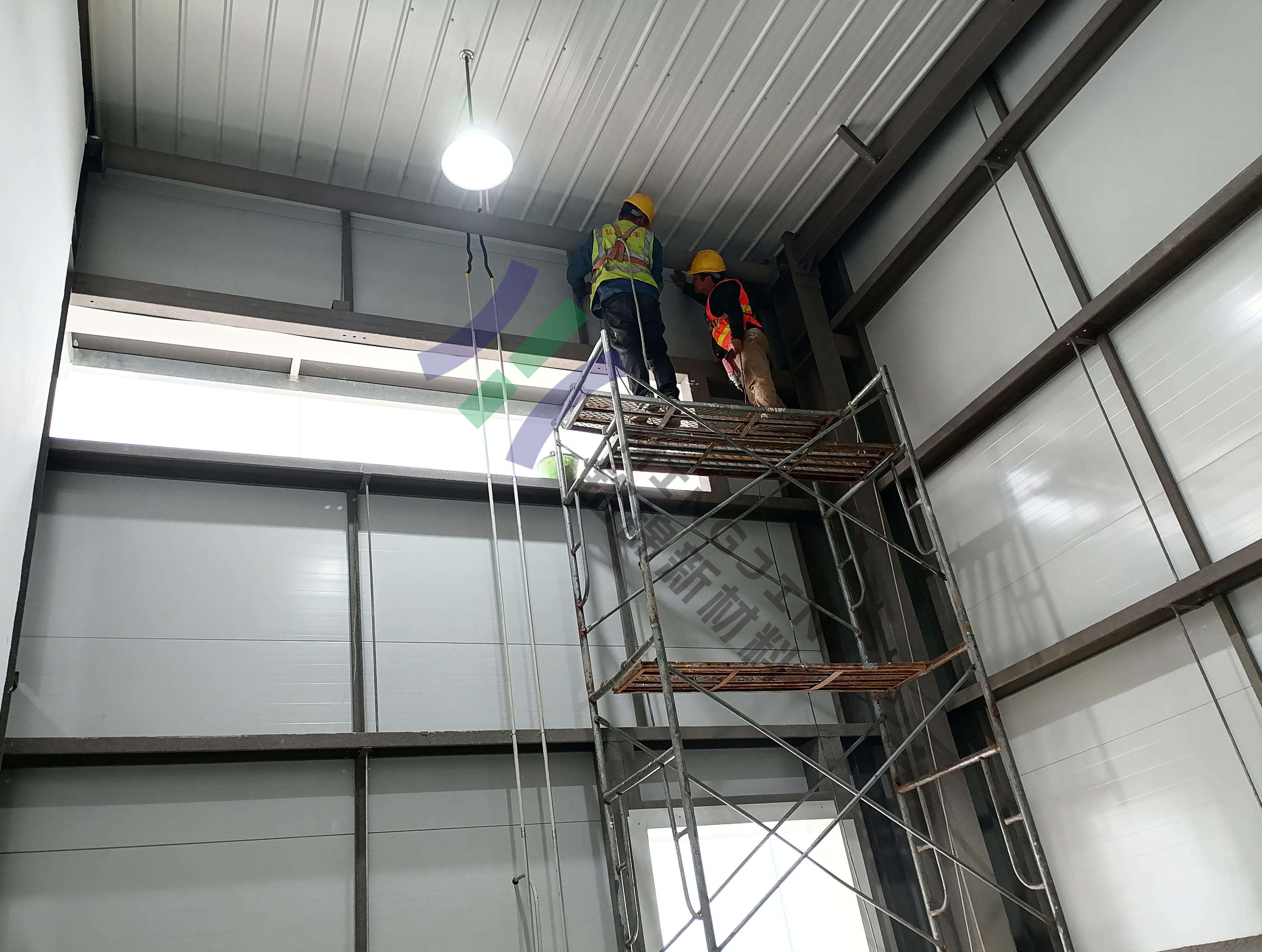 钢结构彩钢屋面工程:湖北潜江凯福彩钢瓦厂房 - 河南铭锦新材料有限公司